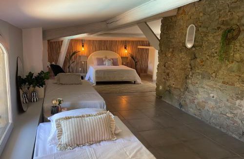 Trebes Bed & Breakfast | La Tuilerie du Bazalac