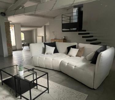 Trebes Bed & Breakfast | La Tuilerie du Bazalac