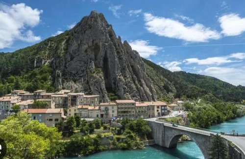 Turriers House | La Tuiliere