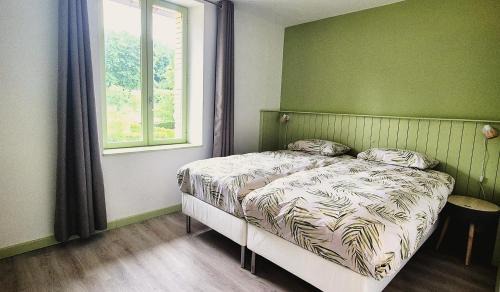 Seuzey Apartment | La Tulipe, ruime adult-only gîte met tuin en zwembad, Seuzey