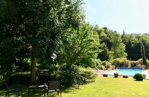 Bourdeaux Bed & Breakfast | La TULIPE SAUVAGE