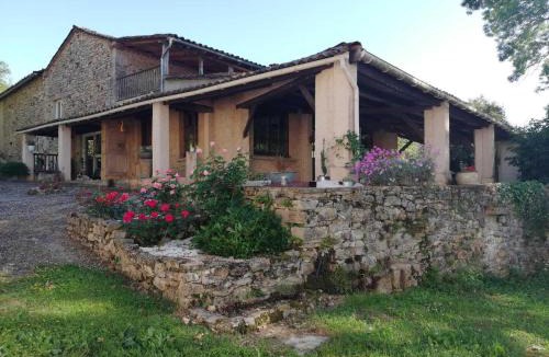 Larroque House | La vère