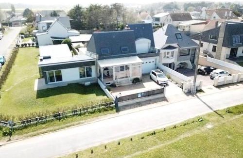 Hermanville-sur-Mer House | La vague salée