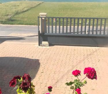 Hermanville-sur-Mer House | La vague salée