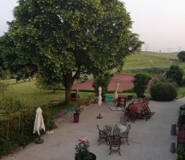 Saint-Etienne-l'Allier House | La Vallée