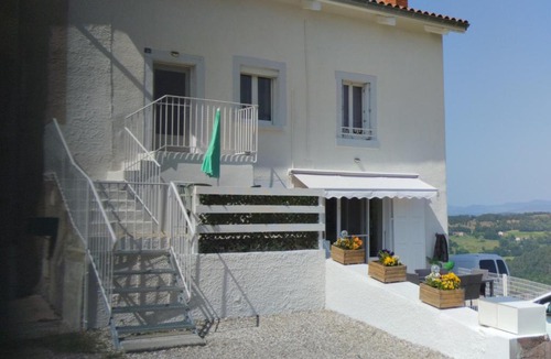 Solignac-sur-Loire Apartment | La Vallée De La Loire