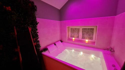 Saint-Denis-de-Mere House | La Vallée Secrète - Love Hôtel