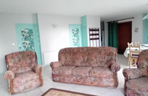 Bossus-les-Rumigny House | LA VALLEE MARIAUX