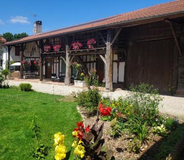 Montier-en-Der Bed & Breakfast | La Varnière - B&B with communal kitchen