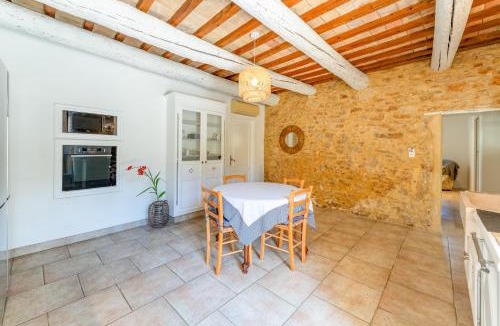 Mornas Apartment | La Velle