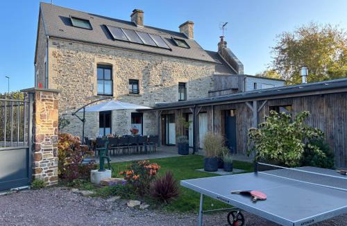 Feuguerolles-Bully House | LA VELOGIROUETTE