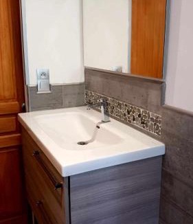 Vendegies-au-Bois House | La Vendegeoise - Gîte chaleureux 10P chez l'habitant - Jardin- Piscine ext chauffée partagée de mai à septembre