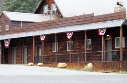 La Porte Cabin | La Veranda