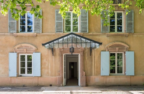 Irigny Villa | La Verdière - Vast classical property