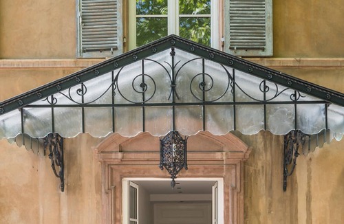 Irigny Villa | La Verdière - Vast classical property