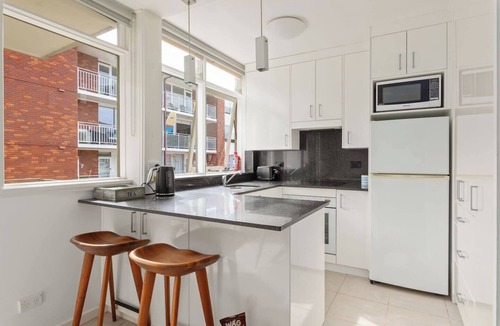 Mosman Apartment | La Verdure An Intimate Beachside Getaway