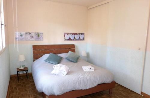 Saint-Martin-des-Combes Bed & Breakfast | La Vergne