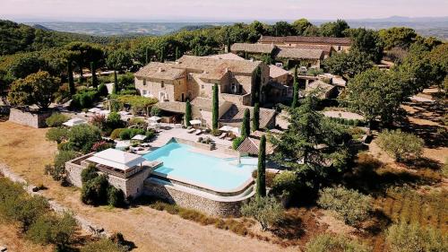 Crestet Bed & Breakfast | La Verrière