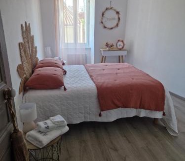 Saint-Martin-de-Villereglan House | La Villa Cécile