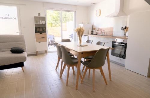 Sainte-Florence House | La Vie En Gîte (Le Scandinave)
