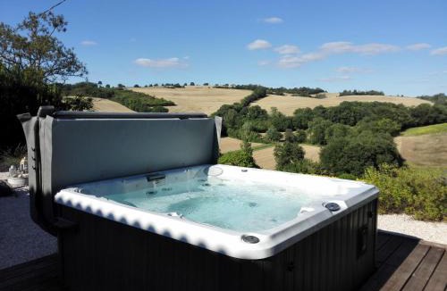 Laymont Bed & Breakfast | LA VIE EST BELLE