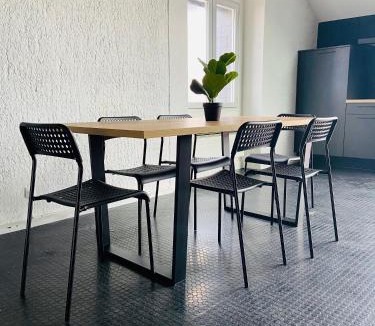 Poitiers Villa | La Vie Est Belle