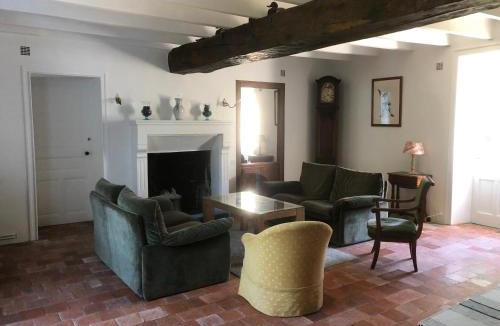 La Jonchere House | La Vieille Cure, SPA, Wifi à 20 min des plages
