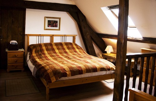 Fresne-la-Mere Bed & Breakfast | La Vieille Ferme