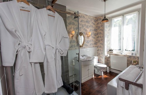 Bussiere-Galant Bed & Breakfast | La Vieille Maison D'Aurin