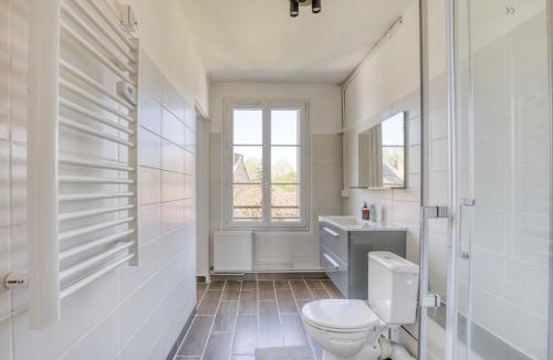 Les Andelys Apartment | La Vigie, Cocooning et Grand écran, Les Andelys
