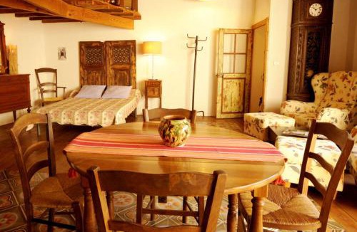 Olonzac House | La Vigne Bleue