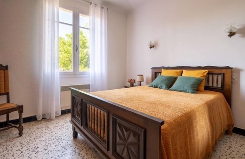 Montauriol House | La Vigneronne by Interhome