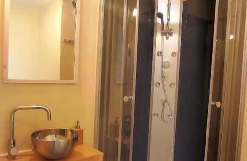 Vauvert Hotel | La Vigneronne des Costières