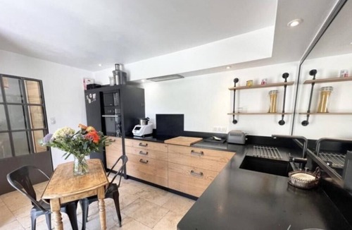 Entraigues-sur-la-Sorgue Villa | LA Villa "eden Bleu"