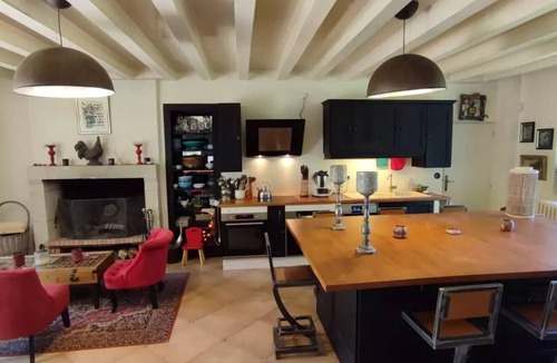 Saint-Laurent-en-Gatines Villa | La Villa du Pommelé