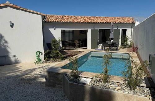 Le Bois-Plage-en-Re Villa | La Villa Alamy