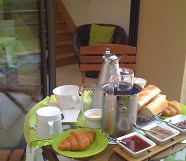 Saint-Quentin-Lamotte-Croix-au-Bailly Bed & Breakfast | La Villa Antalya