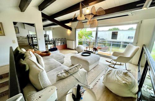 Belleville-sur-Vie Villa | La Villa au Bosquet