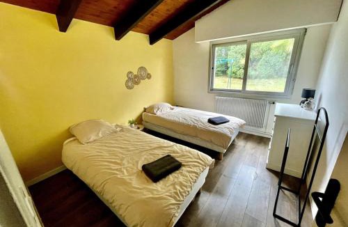 Belleville-sur-Vie Villa | La Villa au Bosquet