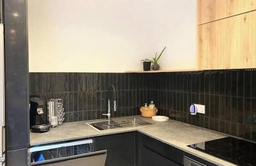 Moyen-Vernet House | La villa au palmier - 10bed, 2bath, roof terrace