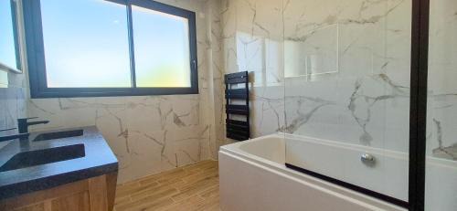 Trouville-sur-Mer House | La Villa Azura - Trouville Sur Mer - Piscine - 10P