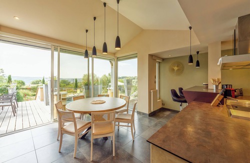 Capdenac Villa | ✨La Villa Bleue, Luxury, Pool and Spa