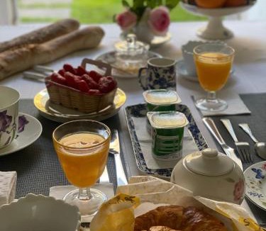 Cauderan House | La Villa Bocage