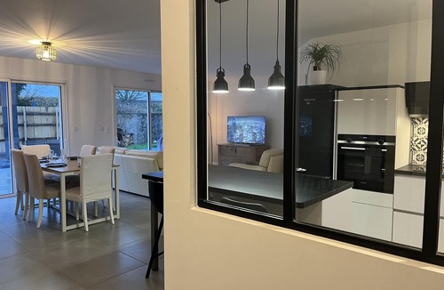 Vouvray House | La Villa Coquette