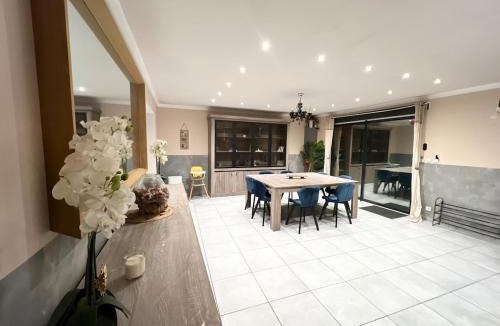 Vred Villa | La Villa d'Elioth