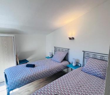 Gallargues-le-Montueux Apartment | La villa De Lina 637 -Self Check In -