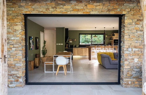 Leguillac-de-l'Auche Villa | La Villa d'Eva