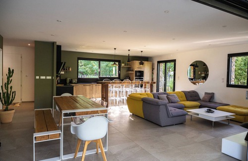 Leguillac-de-l'Auche Villa | La Villa d'Eva