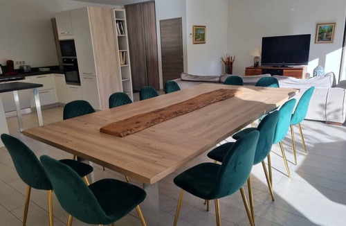 Roquefort-la-Bedoule Villa | La Villa des Rouvières
