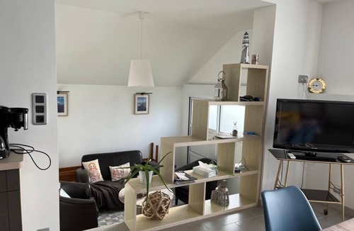 Saint-Germain-sur-Ay House | La Villa des Jonquilles